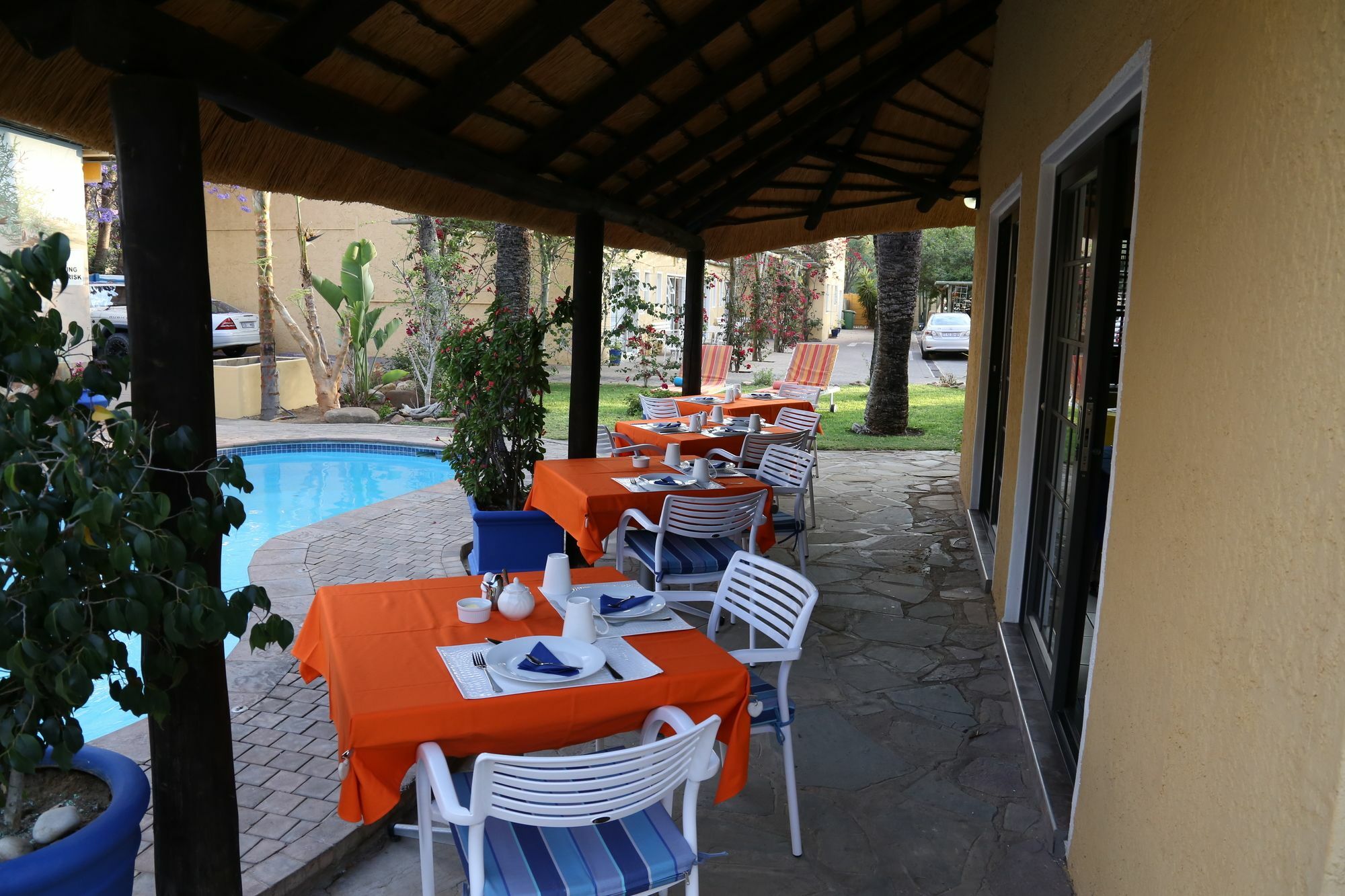 Capbon Guesthouse Windhoek Exterior photo